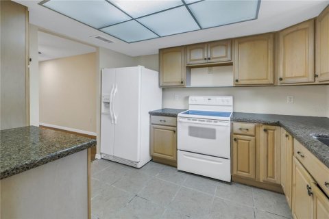Copropriété à louer à Bradenton, Floride: 2 chambres, 106.28 m2 № 1886297 - photo 7