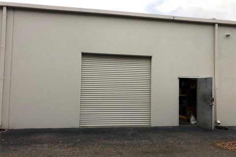 Propiedad comercial en alquiler en Orlando, Florida, 212.37 m2 № 1392830 - foto 9