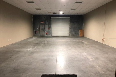 Propiedad comercial en alquiler en Orlando, Florida, 212.37 m2 № 1392830 - foto 7