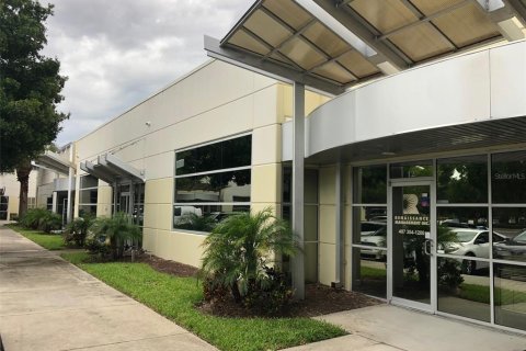 Propiedad comercial en alquiler en Orlando, Florida, 212.37 m2 № 1392830 - foto 2