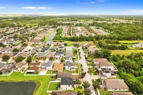 House in Gibsonton, Florida 3 bedrooms, 258.27 sq.m. № 1914709 - photo 22