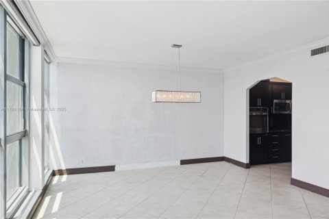 Copropriété à vendre à Miami Beach, Floride: 2 chambres, 154.22 m2 № 1936708 - photo 6