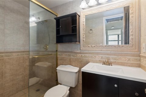 Copropriété à vendre à Miami Beach, Floride: 2 chambres, 154.22 m2 № 1936708 - photo 9