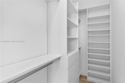 Casa en venta en Cape Coral, Florida, 4 dormitorios, 174.66 m2 № 2030556 - foto 18