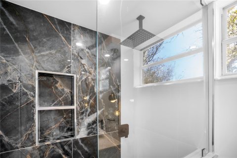 Casa en venta en Cape Coral, Florida, 4 dormitorios, 174.66 m2 № 2030556 - foto 30