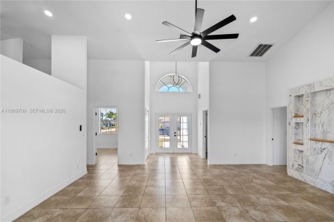 Casa en venta en Cape Coral, Florida, 4 dormitorios, 174.66 m2 № 2030556 - foto 8