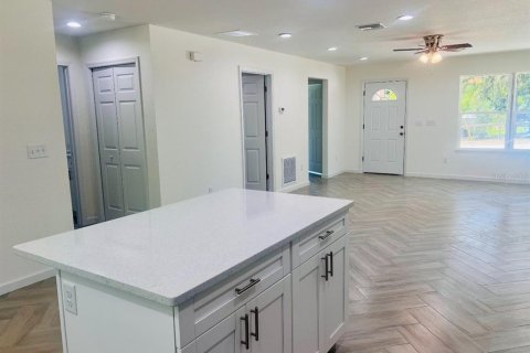 Casa en venta en Belleview, Florida, 2 dormitorios, 111.48 m2 № 1854630 - foto 7