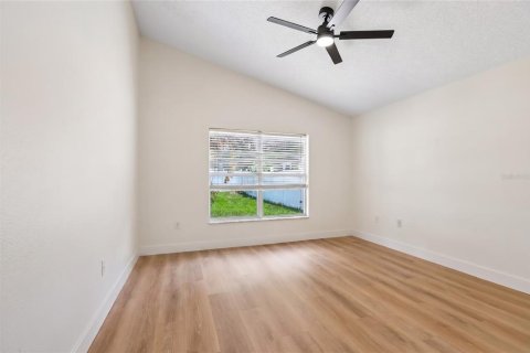 House in Holiday, Florida 3 bedrooms, 132.66 sq.m. № 2322949 - photo 14