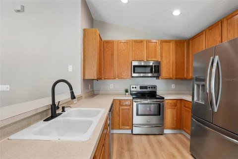 House in Holiday, Florida 3 bedrooms, 132.66 sq.m. № 2322949 - photo 10