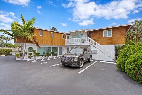 Immobilier commercial à vendre à Wilton Manors, Floride № 2084119 - photo 2