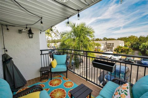 Condo in Dunedin, Florida, 2 bedrooms  № 1508935 - photo 18