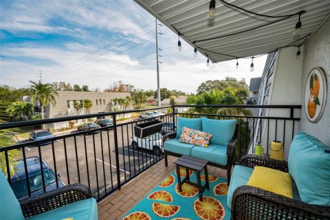 Condo in Dunedin, Florida, 2 bedrooms  № 1508935 - photo 14