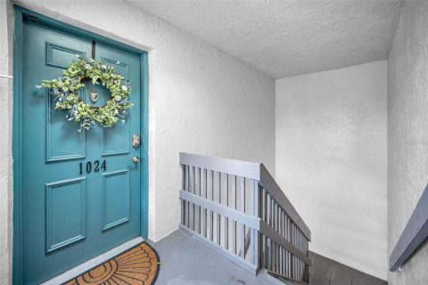 Condo in Dunedin, Florida, 2 bedrooms  № 1508935 - photo 10