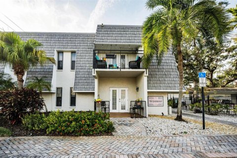 Condo in Dunedin, Florida, 2 bedrooms  № 1508935 - photo 5