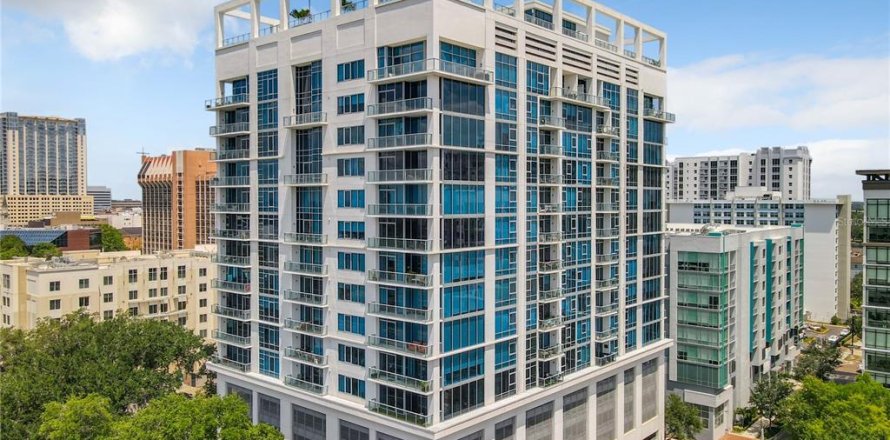 Condo in Orlando, Florida, 2 bedrooms  № 1878243