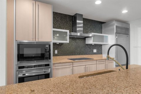 Condo in Orlando, Florida, 2 bedrooms  № 1878243 - photo 10