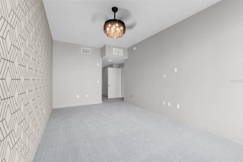 Condo in Orlando, Florida, 2 bedrooms  № 1878243 - photo 19