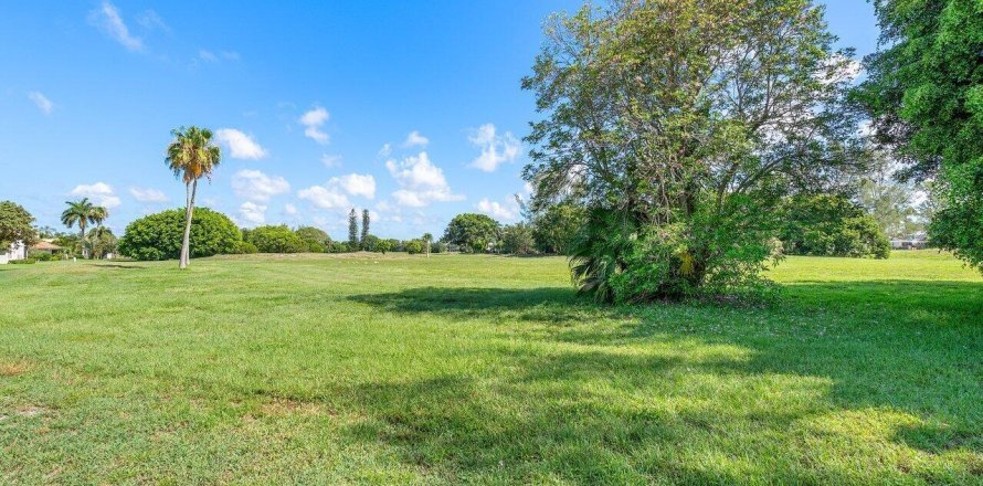 House in Boynton Beach, Florida 4 bedrooms, 227.24 sq.m. № 1183125