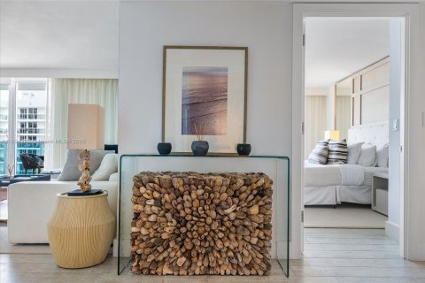 Condominio en venta en Miami Beach, Florida, 3 dormitorios, 210.05 m2 № 1937951 - foto 19