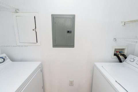 Copropriété à vendre à West Palm Beach, Floride: 1 chambre, 68.75 m2 № 1937042 - photo 11