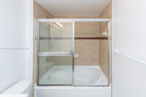 Copropriété à vendre à West Palm Beach, Floride: 1 chambre, 68.75 m2 № 1937042 - photo 10