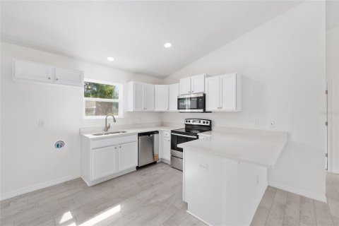 House in Ocala, Florida 3 bedrooms, 101.36 sq.m. № 1900026 - photo 16