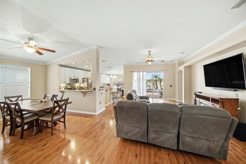 House in Seffner, Florida 3 bedrooms, 196.02 sq.m. № 2105992 - photo 3
