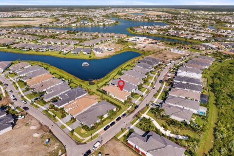 House in Palm Beach Gardens, Florida 3 bedrooms, 221.57 sq.m. № 2244519 - photo 5