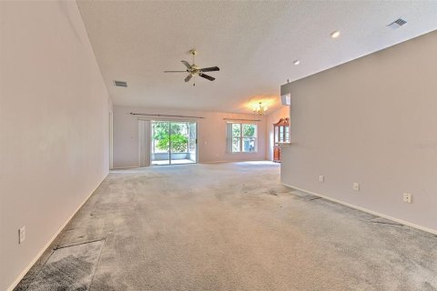 Villa ou maison à vendre à Apollo Beach, Floride: 3 chambres, 139.35 m2 № 2406647 - photo 8