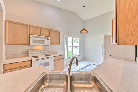 Villa ou maison à vendre à Apollo Beach, Floride: 3 chambres, 139.35 m2 № 2406647 - photo 12