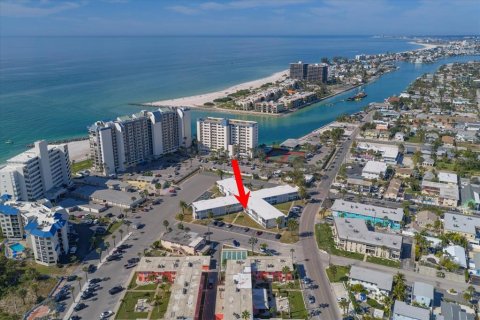 Condo in Saint Pete Beach, Florida, 1 bedroom № 2213719