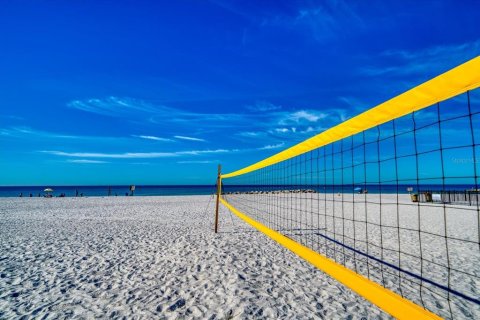 Condo in Saint Pete Beach, Florida, 1 bedroom  № 2213719 - photo 30