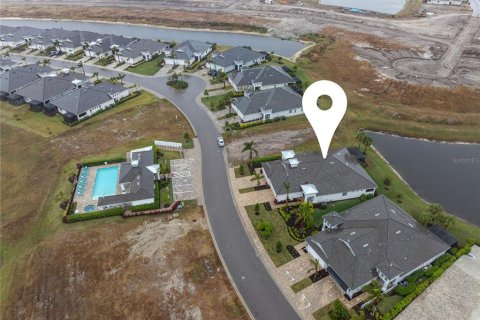 Casa en venta en Bradenton, Florida, 2 dormitorios, 146.32 m2 № 1718796 - foto 2