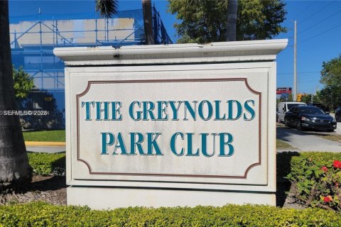 Copropriété à louer à North Miami Beach, Floride: 2 chambres № 2044198 - photo 22