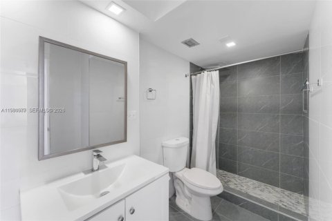 Copropriété à louer à North Miami Beach, Floride: 2 chambres № 2044198 - photo 19