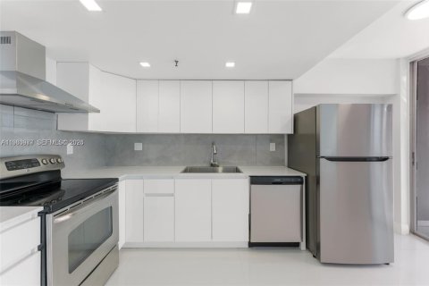 Copropriété à louer à North Miami Beach, Floride: 2 chambres № 2044198 - photo 5