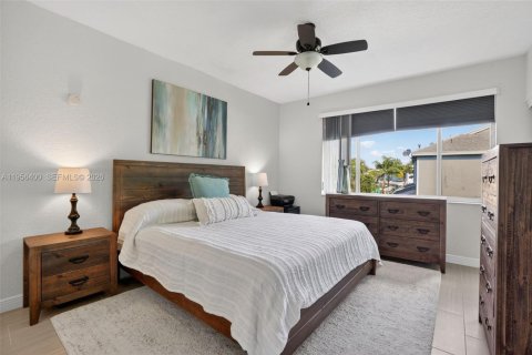 Adosado en alquiler en Tamarac, Florida, 2 dormitorios, 103.12 m2 № 2011131 - foto 14