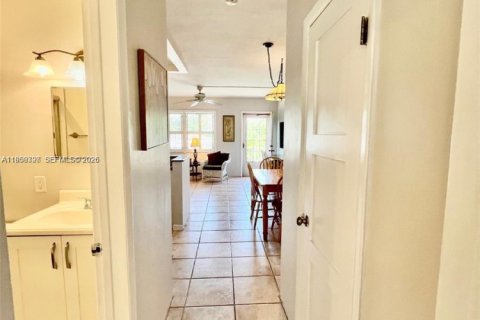 Снять в аренду кондоминиум в Помпано-Бич, Флорида 1 спальня, 51.1м2, № 2023360 - фото 10