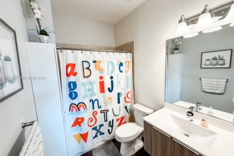 Condominio en alquiler en Doral, Florida, 3 dormitorios, 124.95 m2 № 2146510 - foto 17
