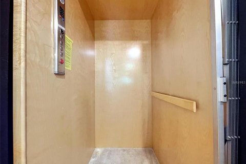 Adosado en alquiler en Tampa, Florida, 4 dormitorios, 244.15 m2 № 2287527 - foto 7