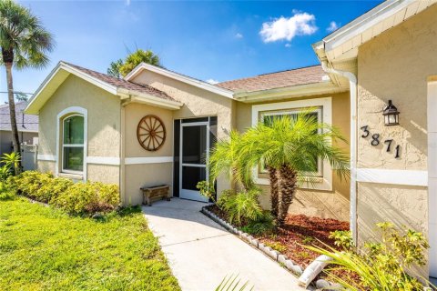 Casa en venta en North Port, Florida, 3 dormitorios, 120.31 m2 № 2221386 - foto 2