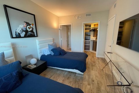 Copropriété à vendre à Miami, Floride: 2 chambres, 106.93 m2 № 1977337 - photo 17