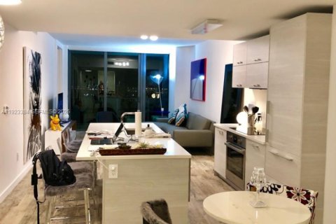 Copropriété à vendre à Miami, Floride: 2 chambres, 106.93 m2 № 1977337 - photo 20