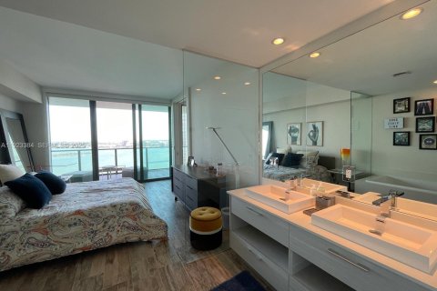 Copropriété à vendre à Miami, Floride: 2 chambres, 106.93 m2 № 1977337 - photo 15