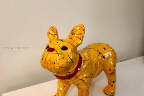 Copropriété à vendre à Miami, Floride: 2 chambres, 106.93 m2 № 1977337 - photo 25