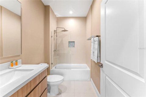 Купить таунхаус в Киссимми, Флорида 12 комнат, 218.88м2, № 1918965 - фото 30