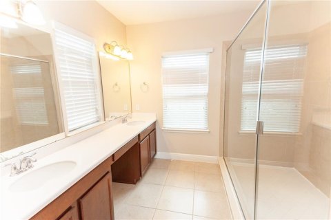 Casa en alquiler en Orlando, Florida, 4 dormitorios, 252.14 m2 № 2151117 - foto 22