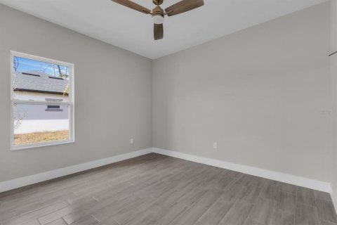 House in Palm Bay, Florida 3 bedrooms, 204.38 sq.m. № 2231493 - photo 17