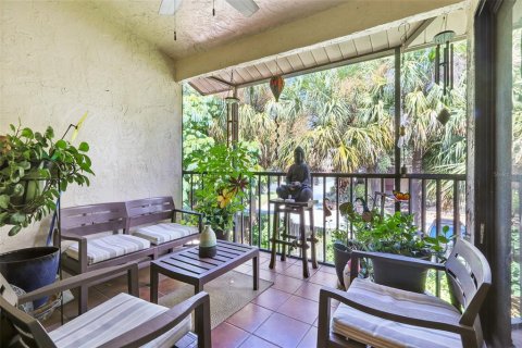 Condo in Tampa, Florida, 2 bedrooms  № 1856541 - photo 24