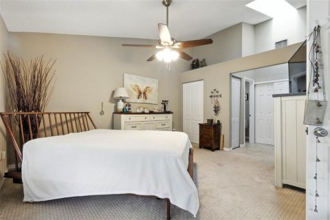 Condo in Tampa, Florida, 2 bedrooms  № 1856541 - photo 18
